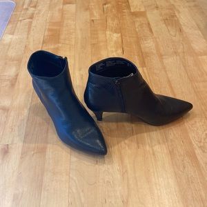 Time and tru memory foam ankle boots size 10 US women